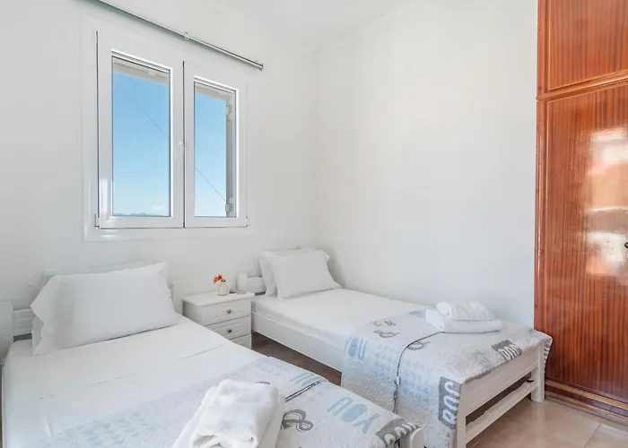 Vretto's Meganisi Apartment *